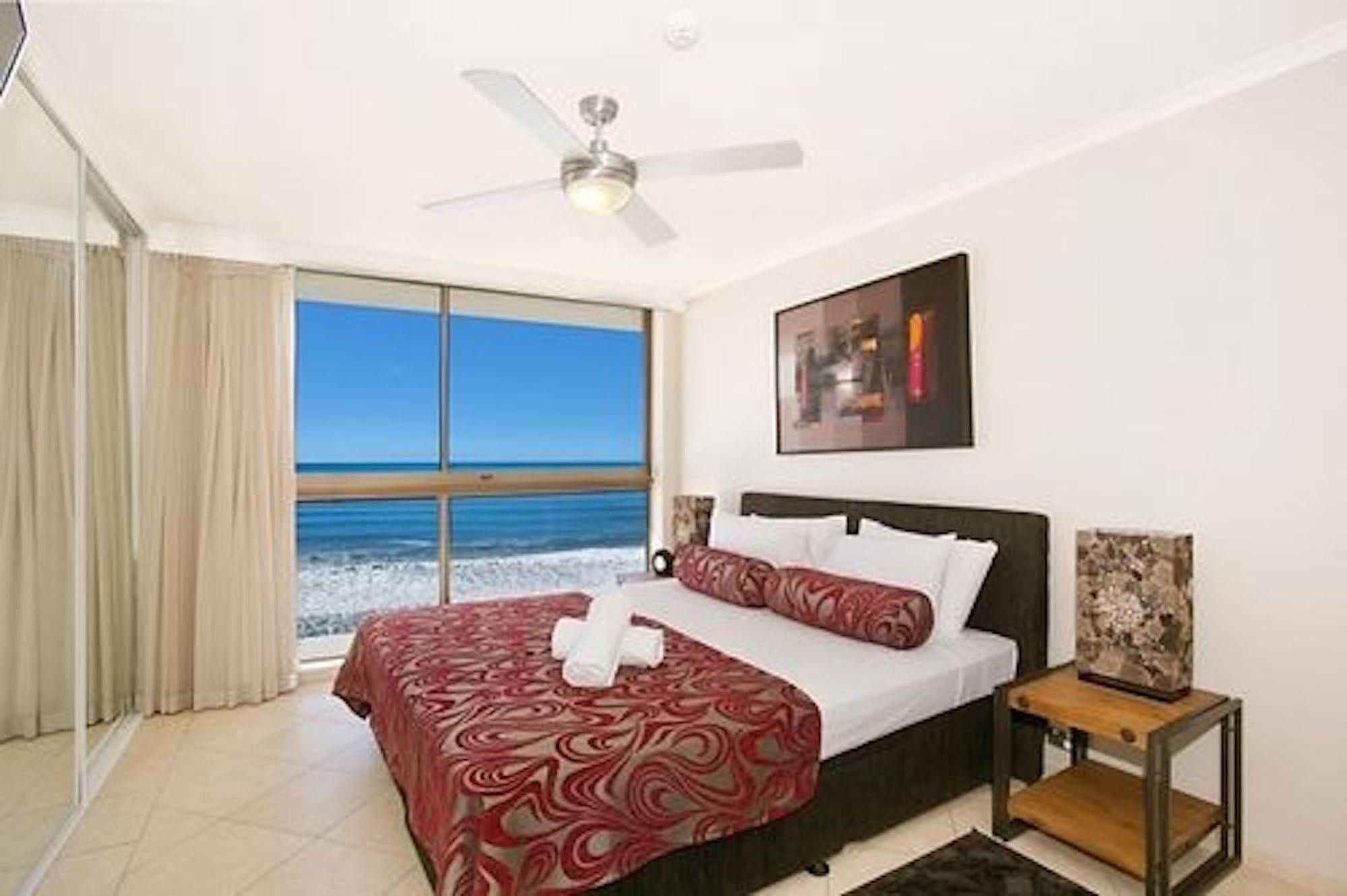บูเลวาร์ดทาวเวอร์ฮอลิเดย์อพาร์ตเมนท์ Aparthotel โกลด์โคสต์ ภายนอก รูปภาพ